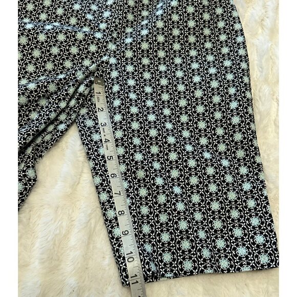 Women's SOHO Apparel Bermuda Mid-Rise Shorts Geometric Pattern Junior's Size M - Picture 9 of 14